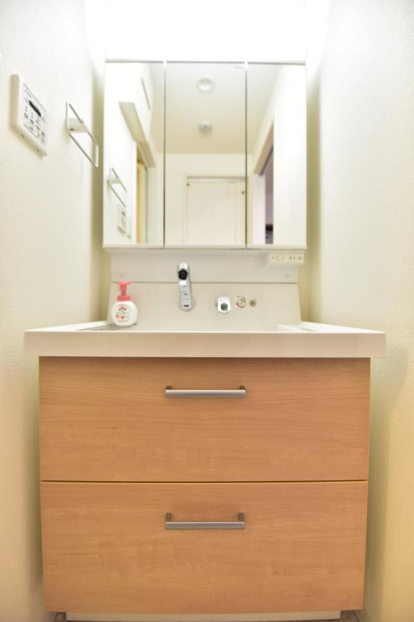 Apartament モノトーン難波 Osaka Zewnętrze zdjęcie